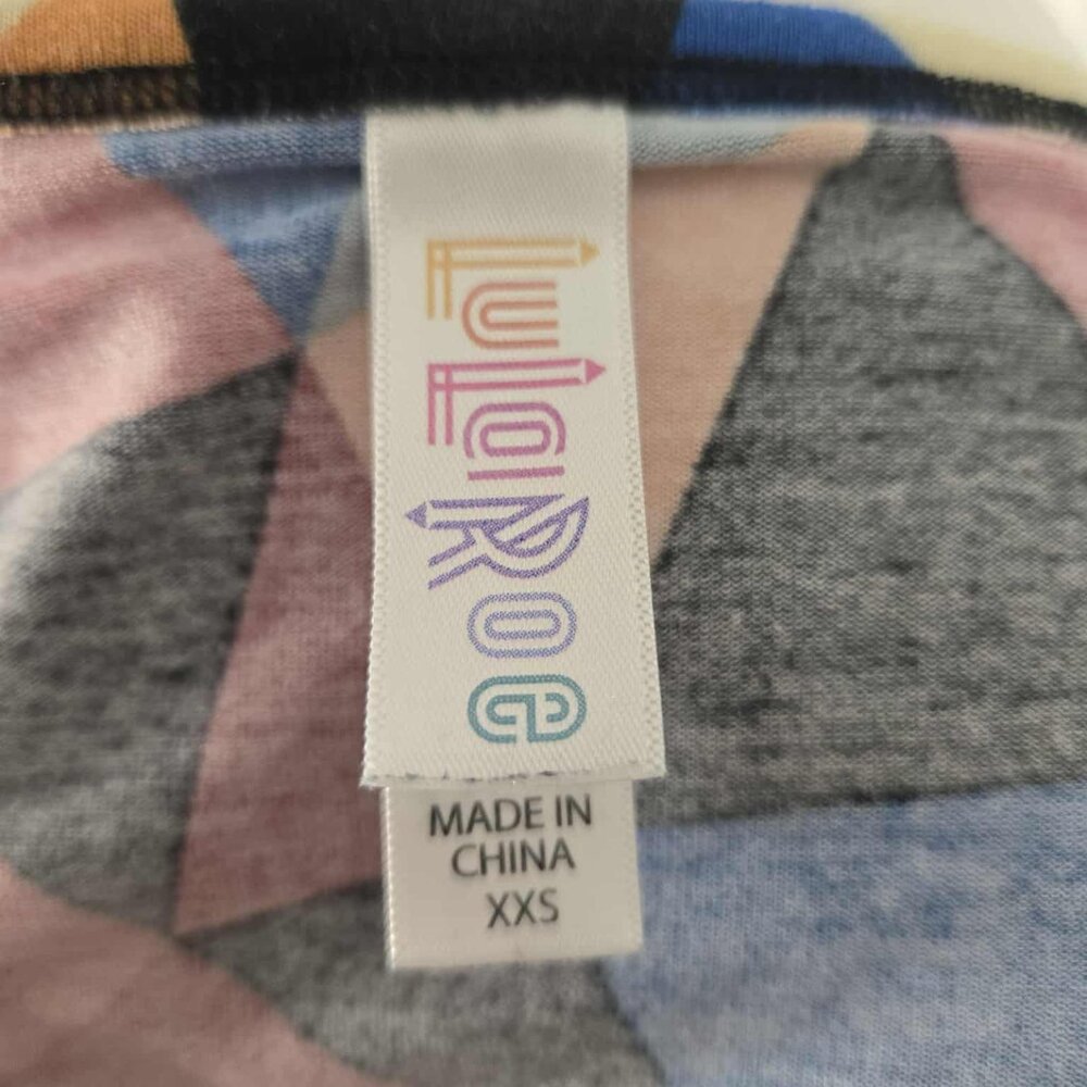 #13- LuLaRoe Classic T - Picture 2 of 5